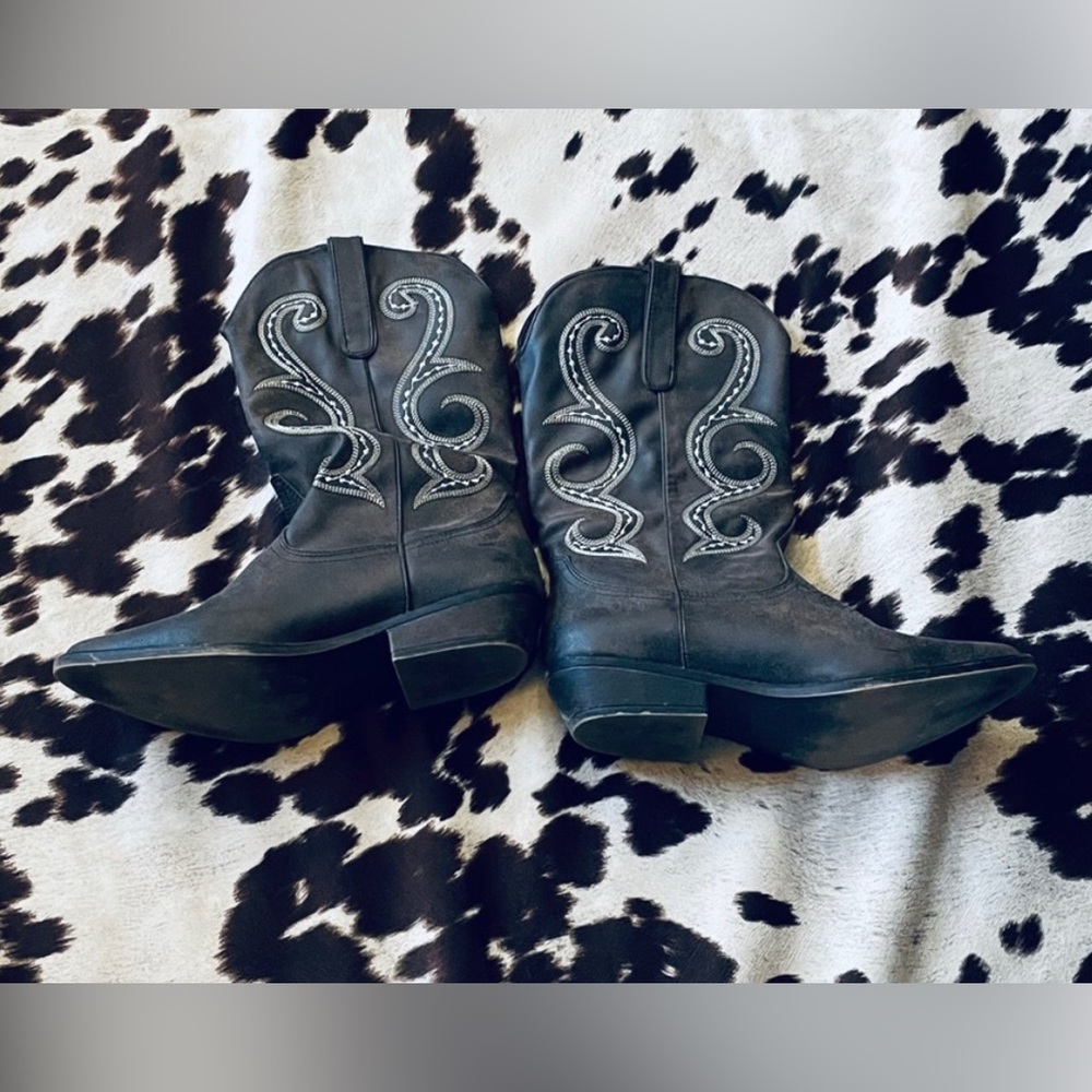 American Rag Brown Cowgirl Boots 🤠